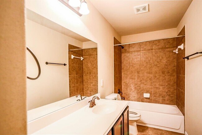 Building Photo - 2507 Grey Reef Dr