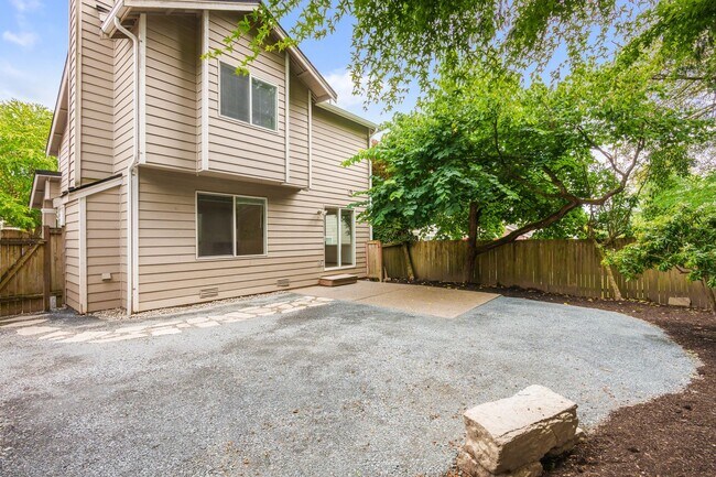 Building Photo - 13388 Prospector Ridge Rd SE