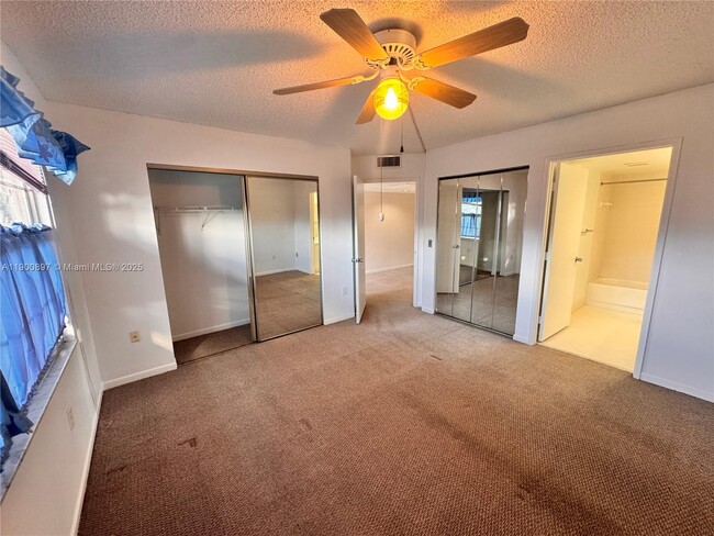 Building Photo - 13105 SW 16th Ct