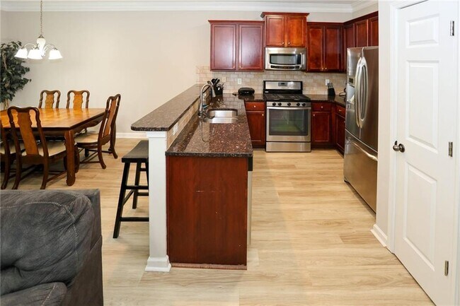 Building Photo - 7116 Blairs View Dr