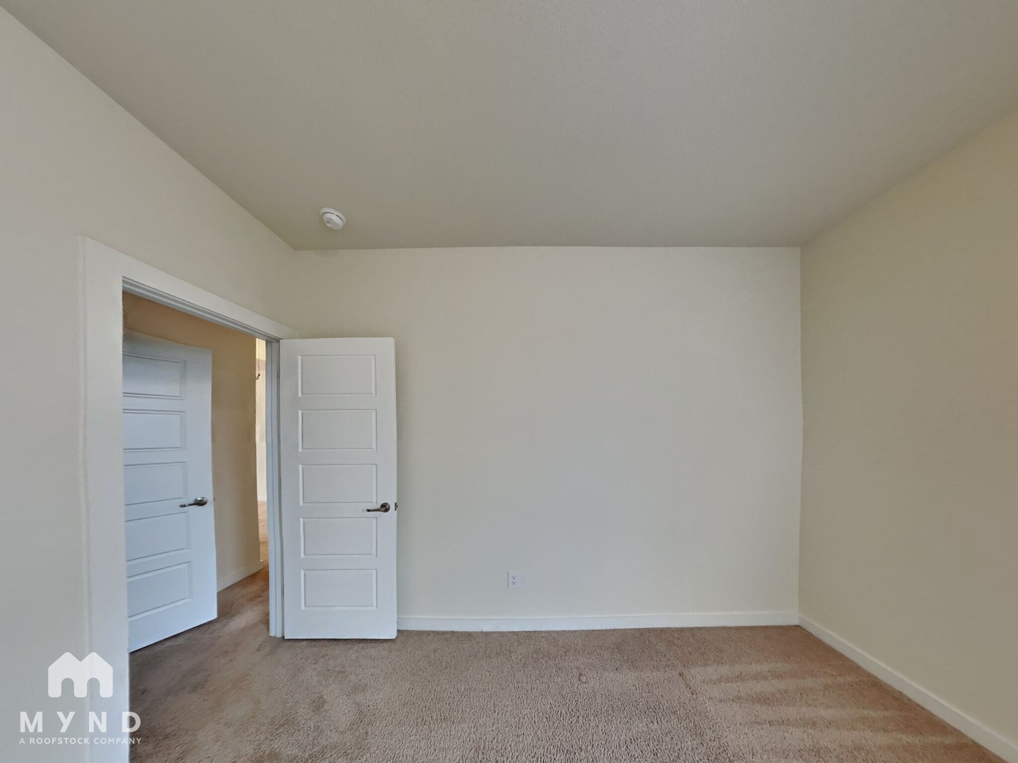 Building Photo - 4725 Tanglewood Dr
