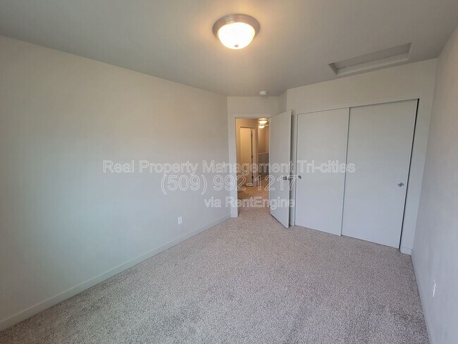 Building Photo - 413 Whitefish Ln