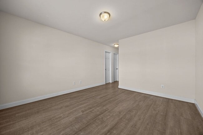 Building Photo - Townhome for rent!