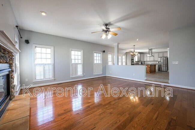 Building Photo - 13568 Heritage Farms Dr