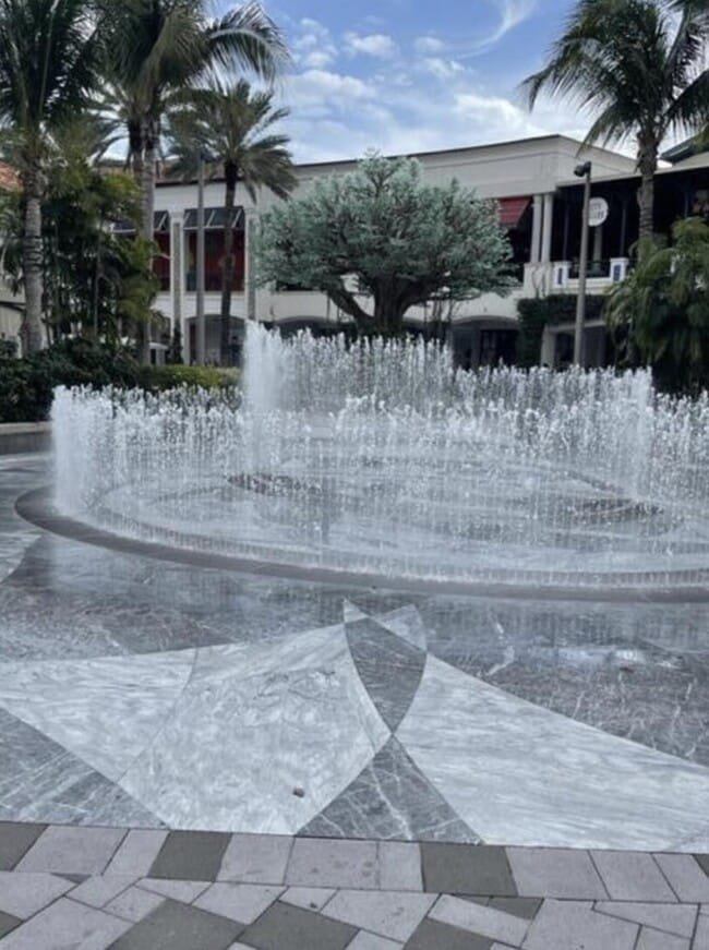 Building Photo - 3516 Whitehall Dr