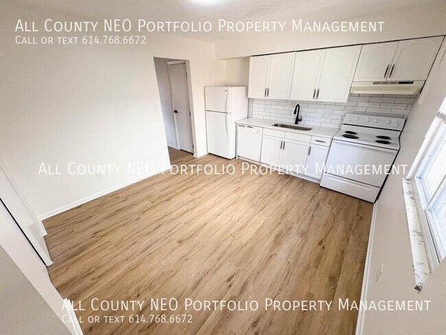 Building Photo - 231 Hamilton Ave