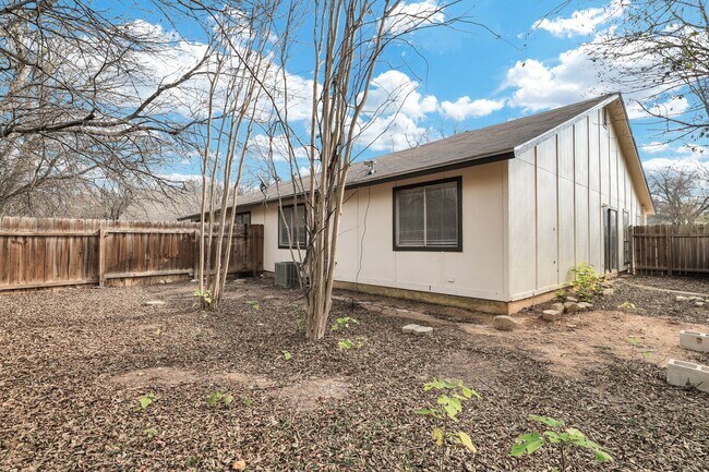 Building Photo - 5234-5236 Meadow Rise Street