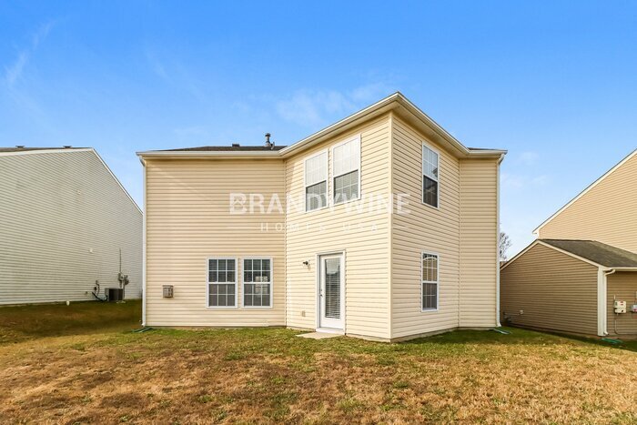 Building Photo - 1715 Larne Cir