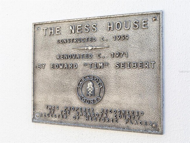 Building Photo - 7647 Sanderling Rd