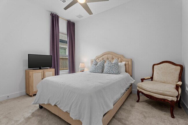 Building Photo - 10710 Verdant Hl
