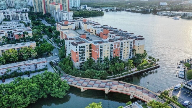 Building Photo - 17125 N Bay Rd