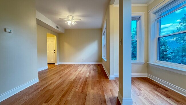 Building Photo - 4606 N Seeley Ave