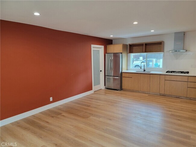 Building Photo - 18725 Bassett St