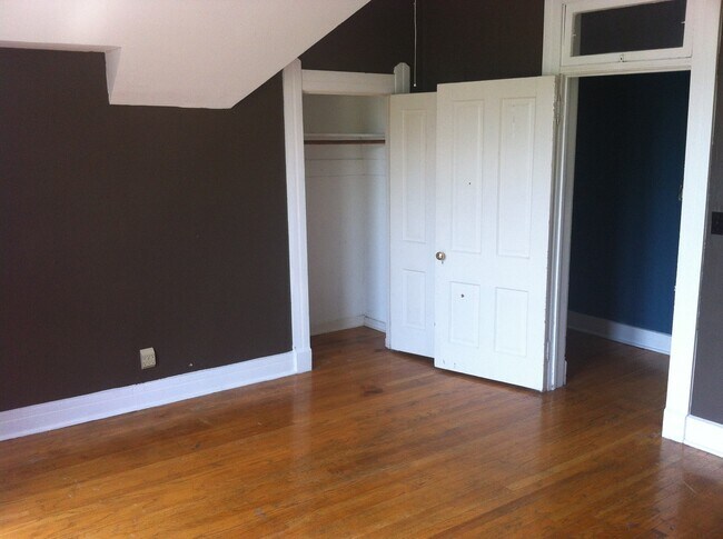 Building Photo - 1101 Tippecanoe St