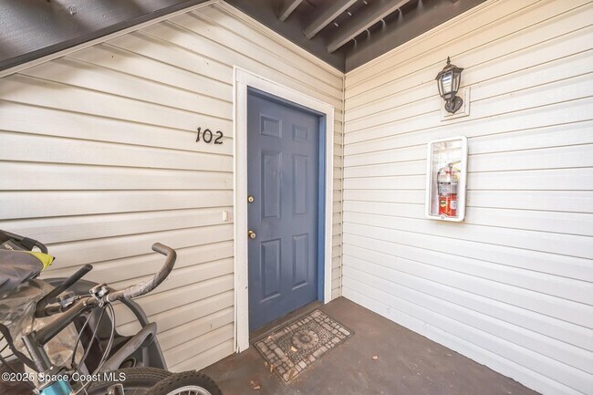 Building Photo - 451 Mercury Ave SE