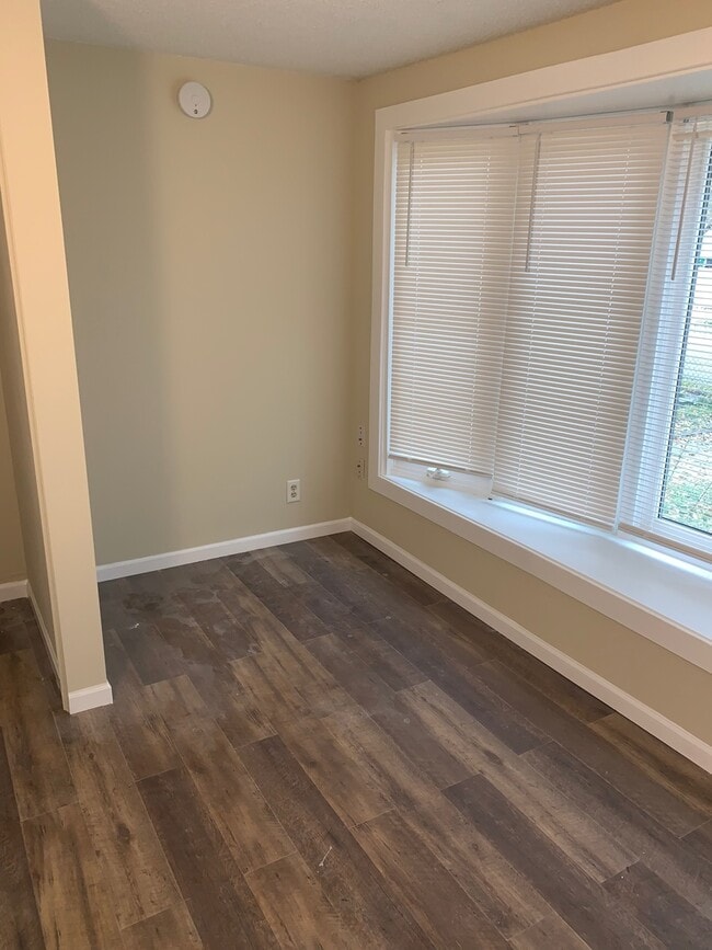 Building Photo - Beautiful 3 bedroom house for rent in Minneapolis!!