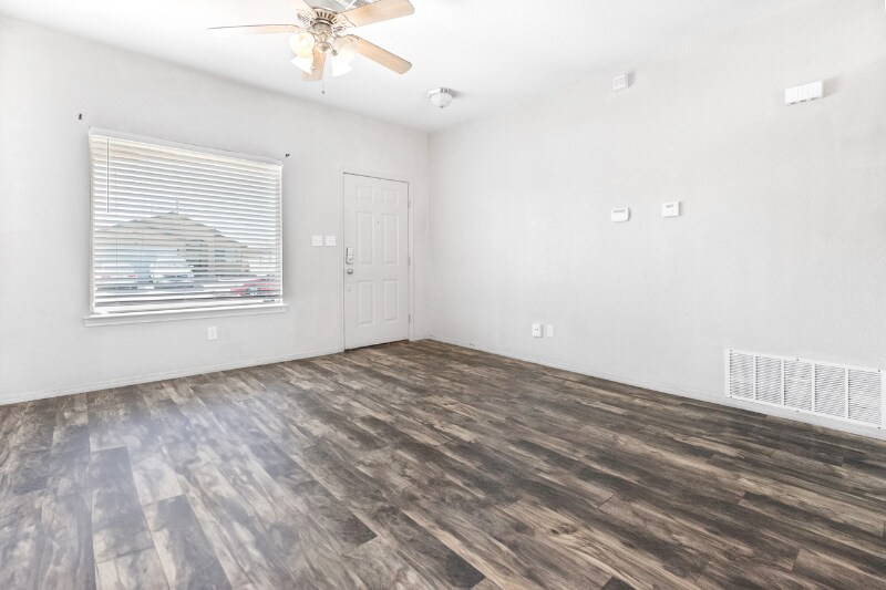 Building Photo - 11857 Jim Webb Dr