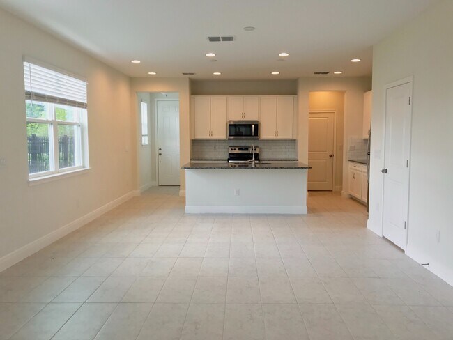 Building Photo - 5518 Viola Lee Wy
