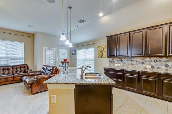 Building Photo - 9419 Sparrow Creek Ct