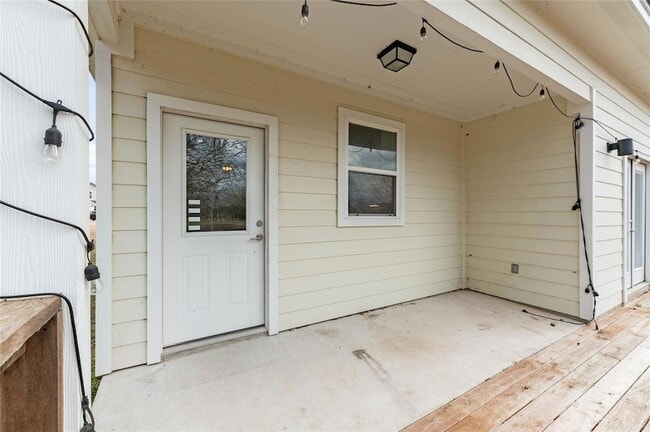 Building Photo - 135 Koele Ct