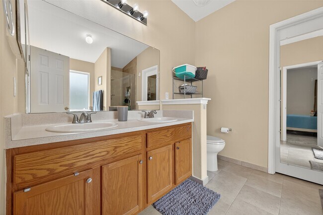 Building Photo - 8311 Tartan Ct