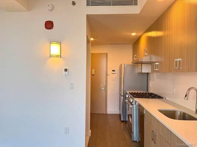 Building Photo - 88-08 Justice Ave