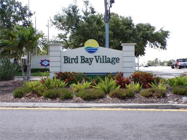 Building Photo - 622 Bird Bay Dr S
