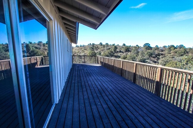 Building Photo - Two Bedroom Prescott Home