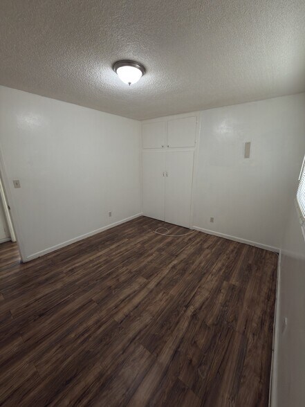 Building Photo - 820 W Imperial Hwy