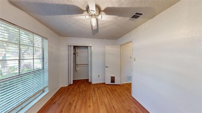 Building Photo - 3007 Blazing Star Trail