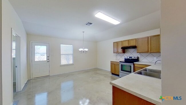 Building Photo - 111 Carol Ave