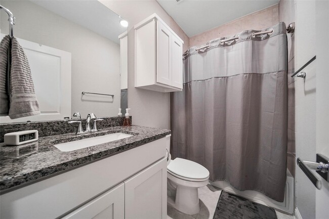 Building Photo - 2803 Winthrop Mdw Wy
