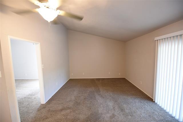 Building Photo - 3820 7 Gables St