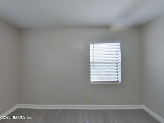 Building Photo - 10506 Dodd Rd