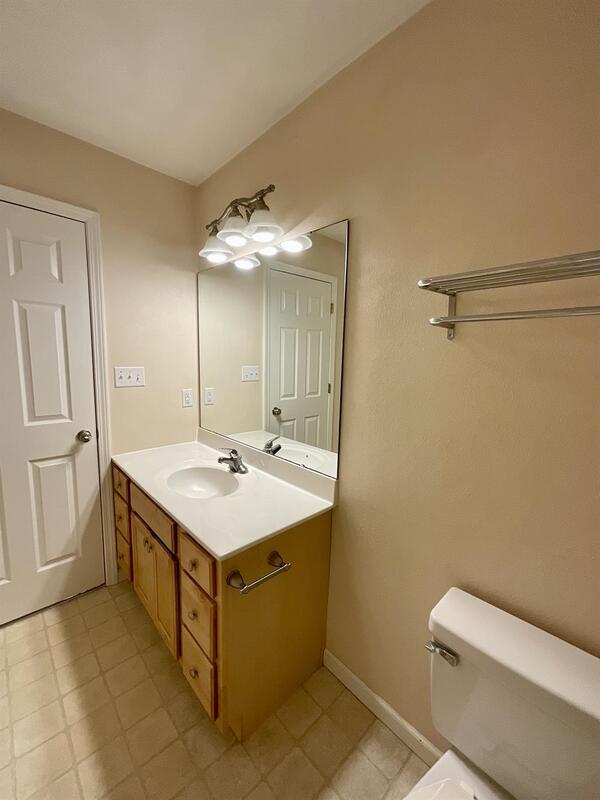 Building Photo - 1511 English Pine Ln