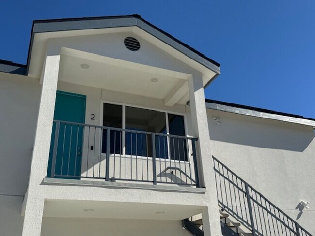 Building Photo - 6170 Briercrest Ave