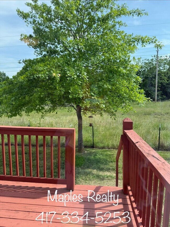 Building Photo - 3 Bedroom, 2 Bath Home for RENT in Branson, MO