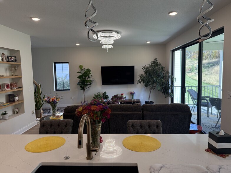 Building Photo - 14147 Wilden Dr