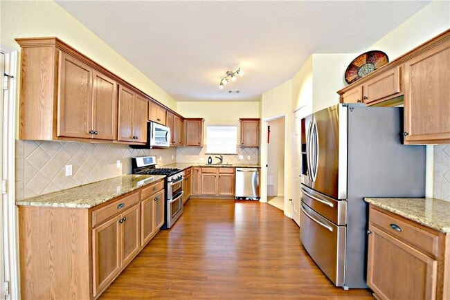 Building Photo - 1805 Copper Breaks Ln
