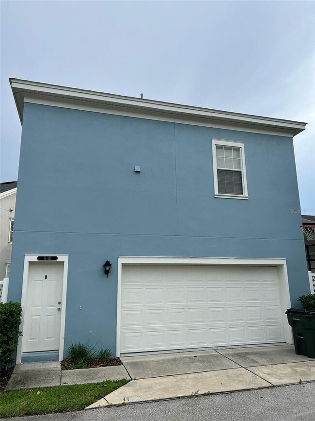 Building Photo - 1111 Oscar Square