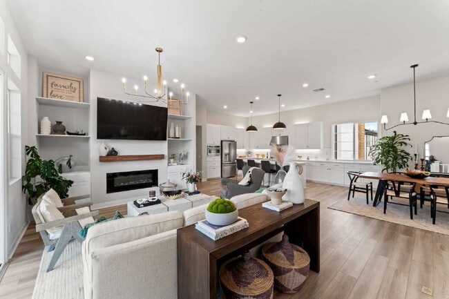 Building Photo - "Spacious 3-Bedroom Townhouse Retreat in P...