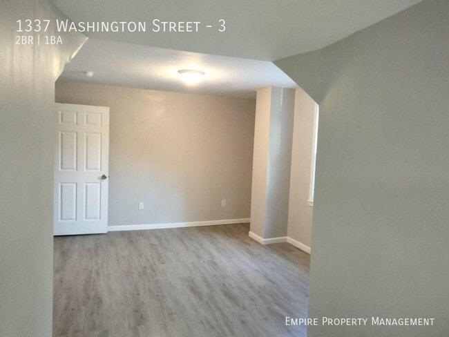 Building Photo - 1337 Washington St