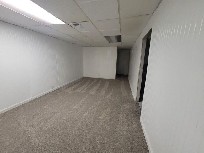 Building Photo - 1225 S Arp Ave