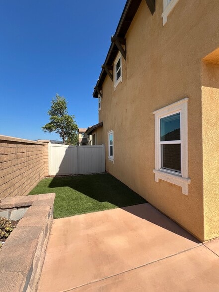 Building Photo - 35314 Brown Galloway Ln