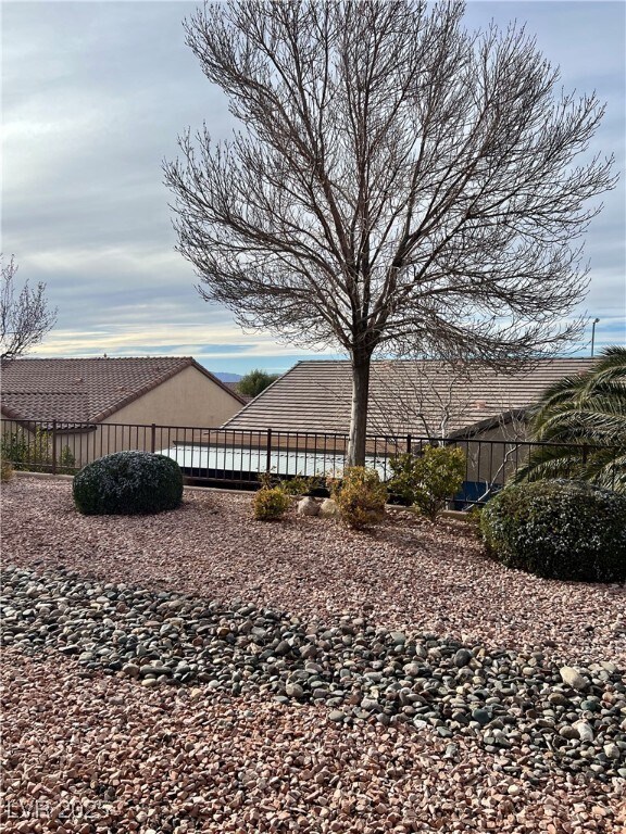 Building Photo - 2460 Calvert City Dr