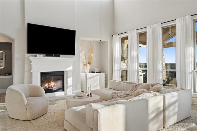Building Photo - 2610 Sunset Vista Cir