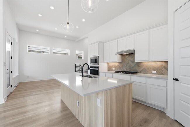 Building Photo - 2308 Sawdust Dr