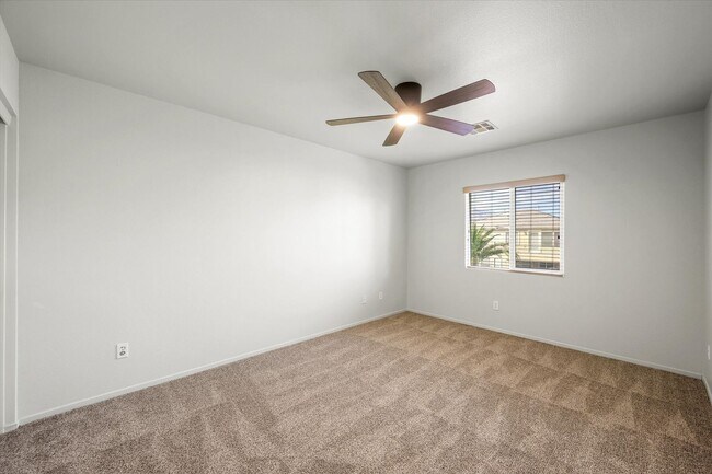 Building Photo - Welcome Home to this awesome 4 Bedroom Home