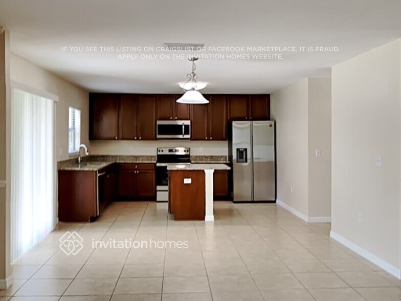 Building Photo - 212 Oaklanding Ln