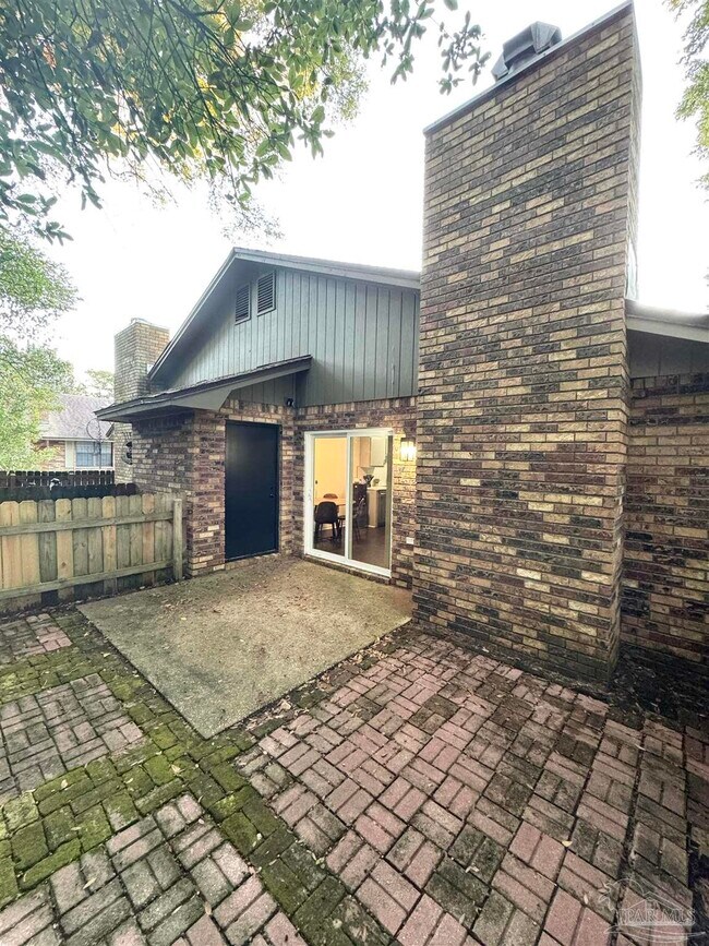 Building Photo - 1440 N 61st Ave